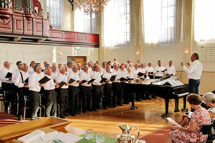 10 juni 2018-Avond zangdienst met Martin Mans projectkoor_28